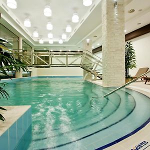 Earth & People Hotel & Spa - Free Parking